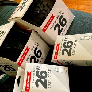 Mountain Bike tires an tubes